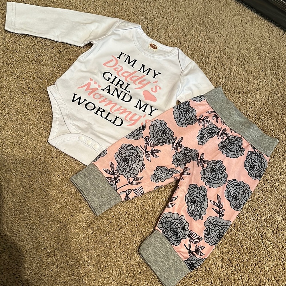 Baby Girl Clothes - Picture 1 of 4